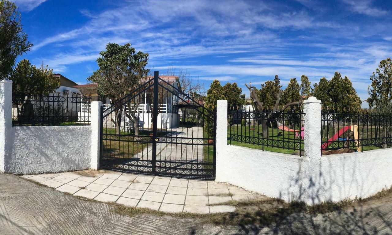 Deminik Summer House Nea Kallikrateia Kültér fotó